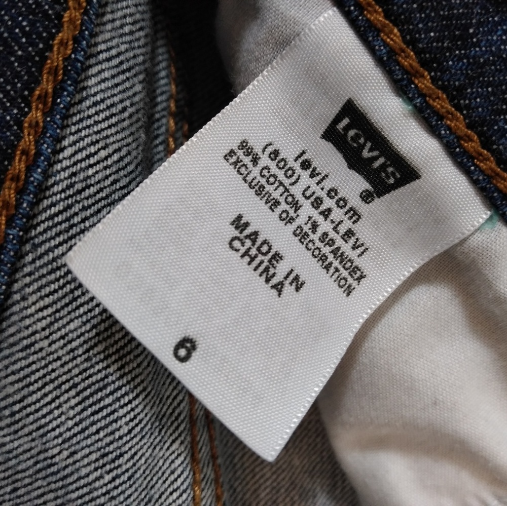 Levi's dark denim 515 shorts size 6 - Picture 5 of 7